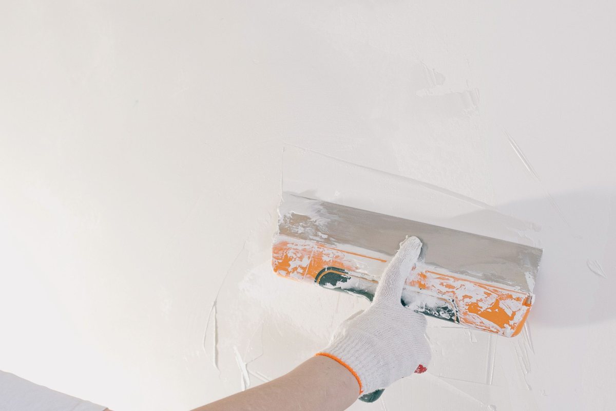 Wall repair, plastering and touch-up work